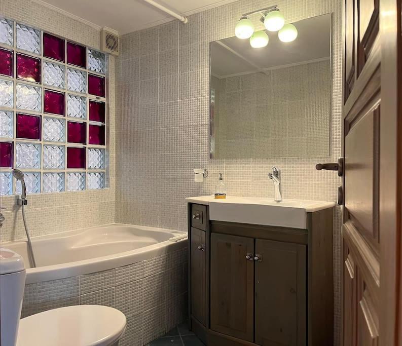 Cute Apartment At The Foot Of Lycabettus Hill Афины Экстерьер фото